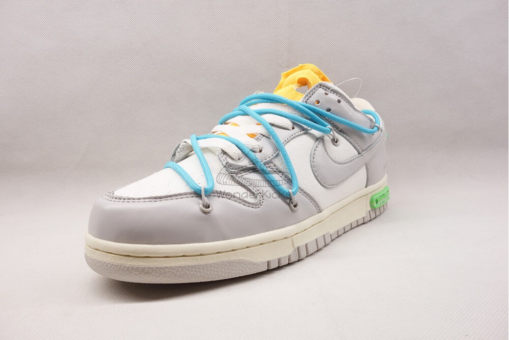 dunk low off white lot 2