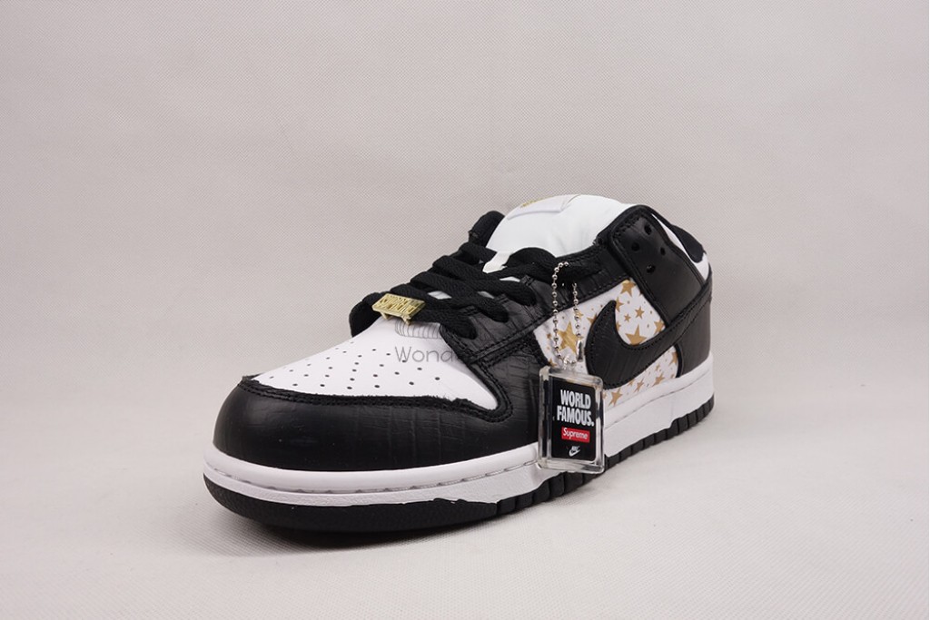 sb dunk low S*p*e stars black