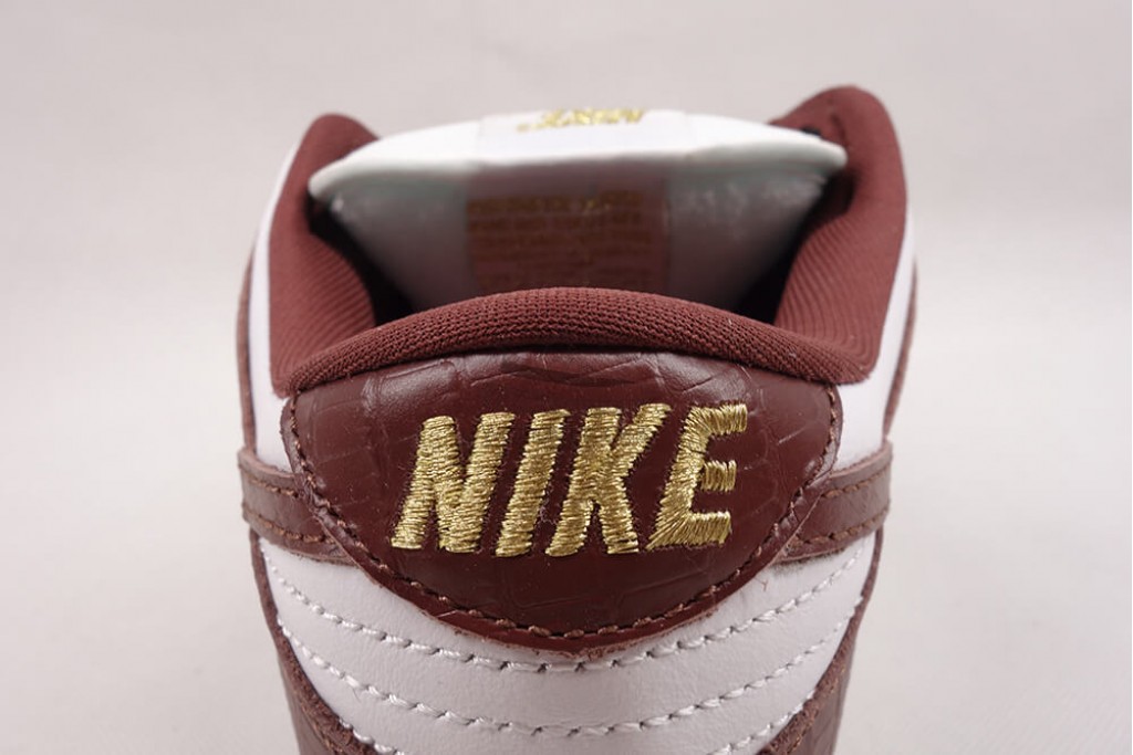sb dunk low S*p*e stars barkroot brown
