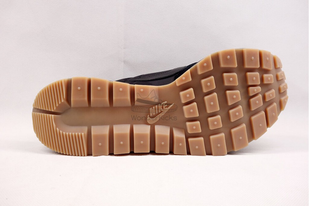 vaporwaffle sacai black gum